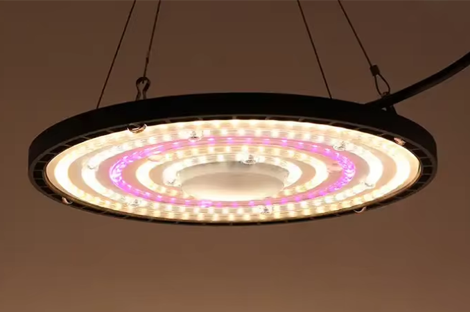 100W 150W 200W UFO LED Grow Light Full Spectrum